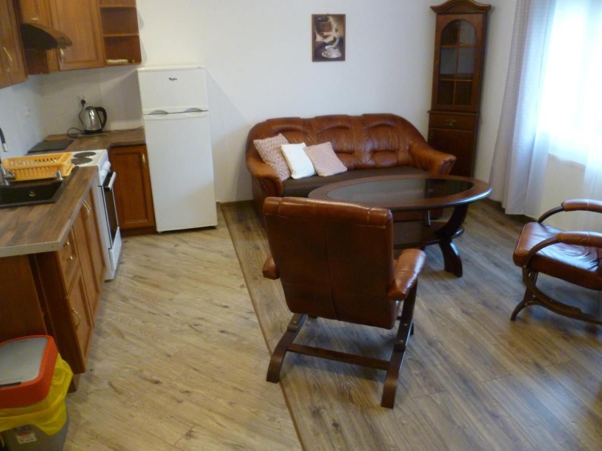 Klimatyczny Domek - Apartamenty & Noclegi Slawecin Exteriér fotografie