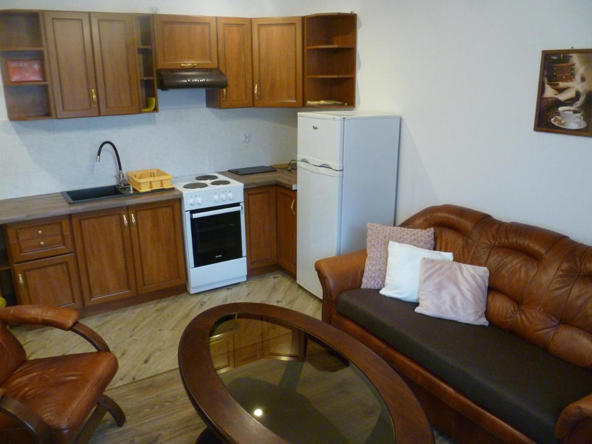 Klimatyczny Domek - Apartamenty & Noclegi Slawecin Exteriér fotografie