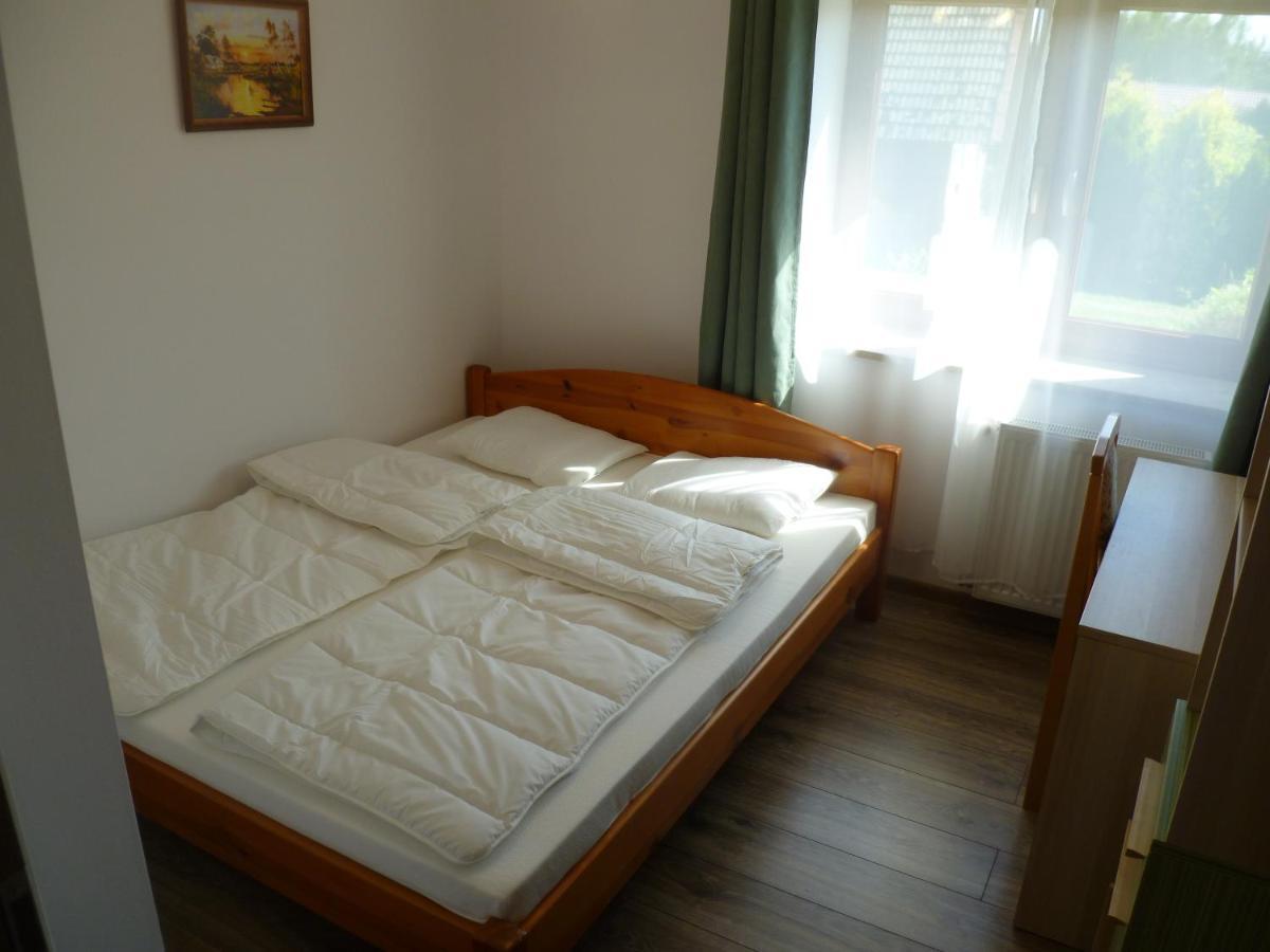 Klimatyczny Domek - Apartamenty & Noclegi Slawecin Exteriér fotografie